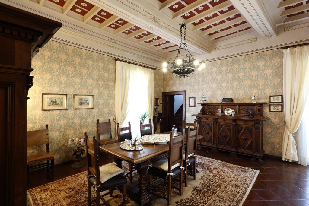 Palazzo Febei Apartment ออร์เวียโต ภายนอก รูปภาพ